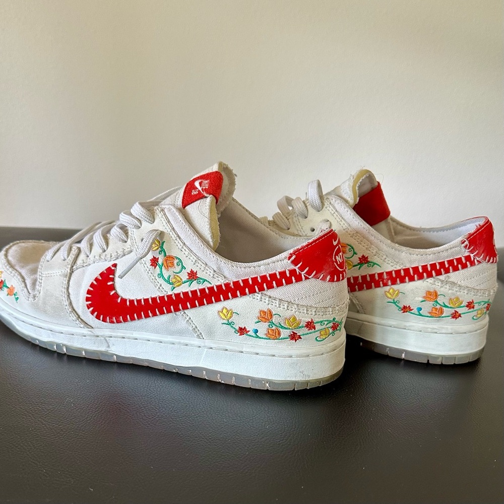 Nike SB Dunk Low Decon N7 Sneakers